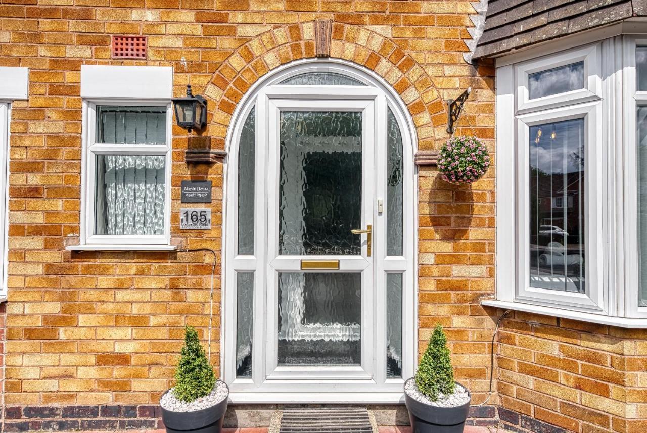 Elegant 5 Bed House - Sleeps 9, Central Solihull, Nec, Jlr, Hs2, Resorts World, Airport Business And Leisure Stays, Екстериор снимка