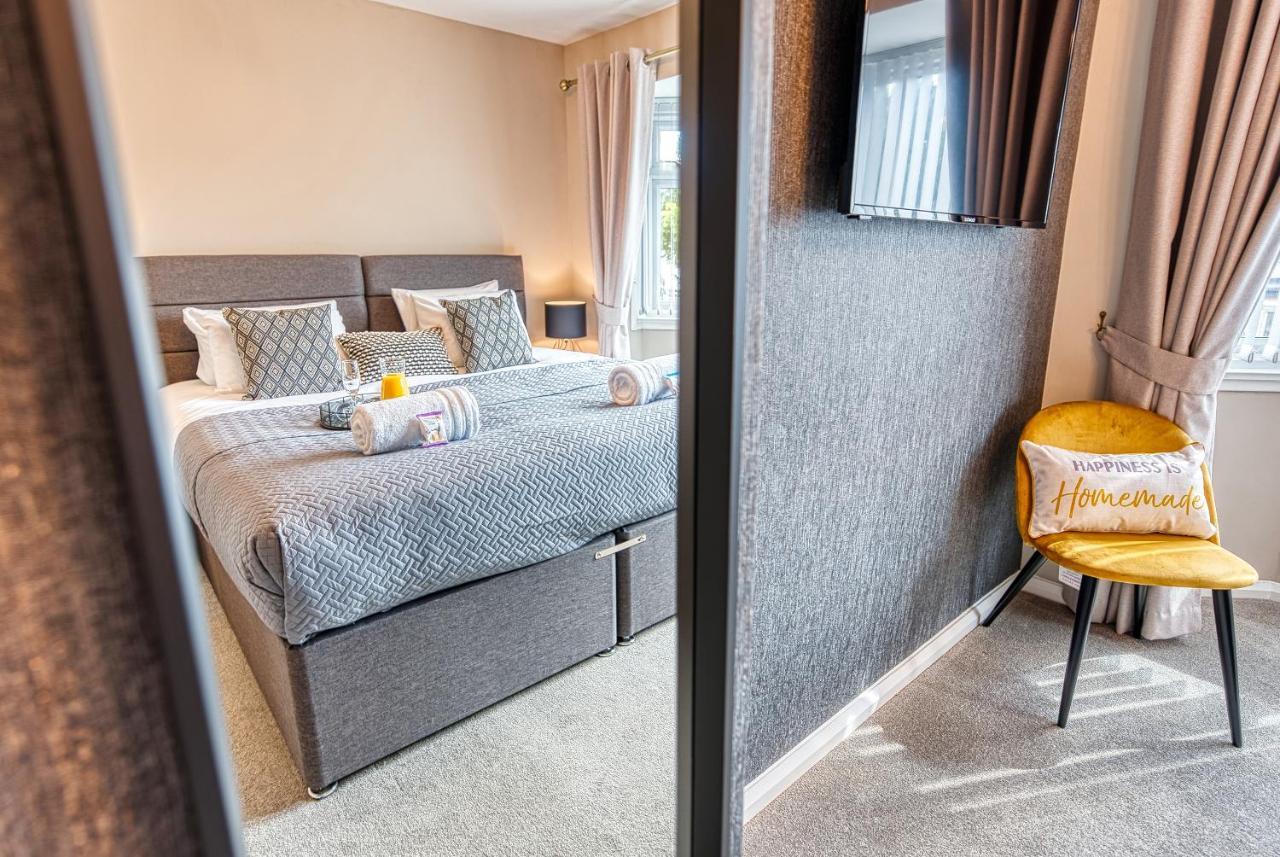 Elegant 5 Bed House - Sleeps 9, Central Solihull, Nec, Jlr, Hs2, Resorts World, Airport Business And Leisure Stays, Екстериор снимка