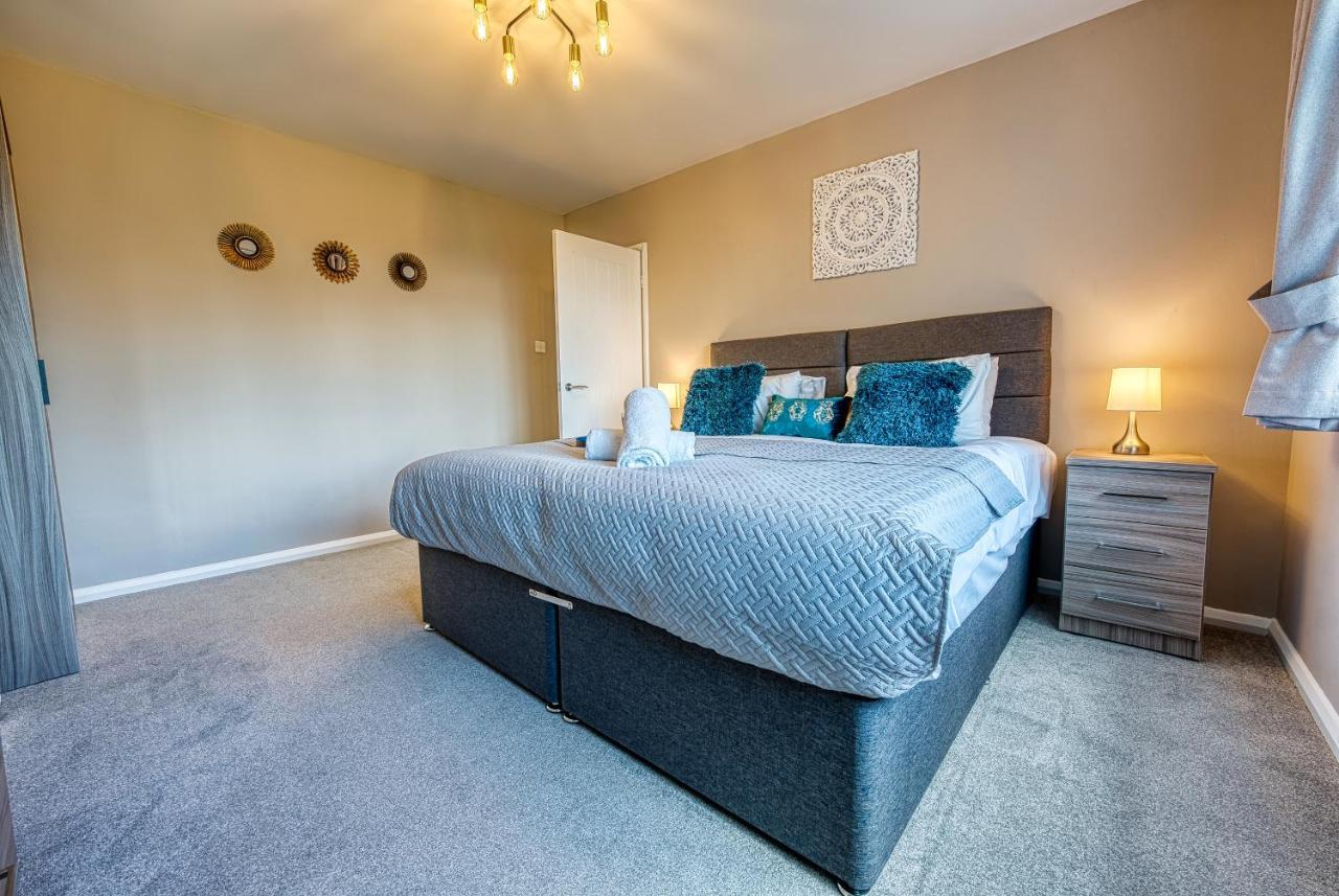 Elegant 5 Bed House - Sleeps 9, Central Solihull, Nec, Jlr, Hs2, Resorts World, Airport Business And Leisure Stays, Екстериор снимка